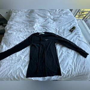 Off white long sleeve T shirt 🍀😘